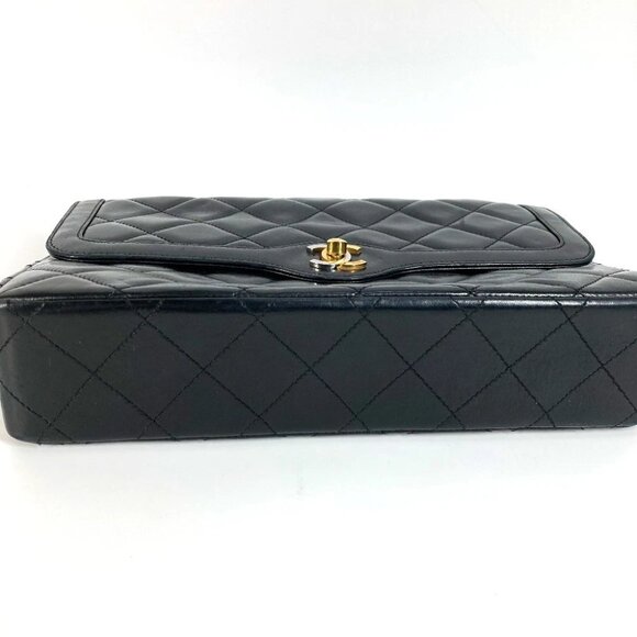 CHANEL Matelasse Quilted CC Mark Paris Limited Chain Crossbody Shoulder Bag - Picture 14 of 16